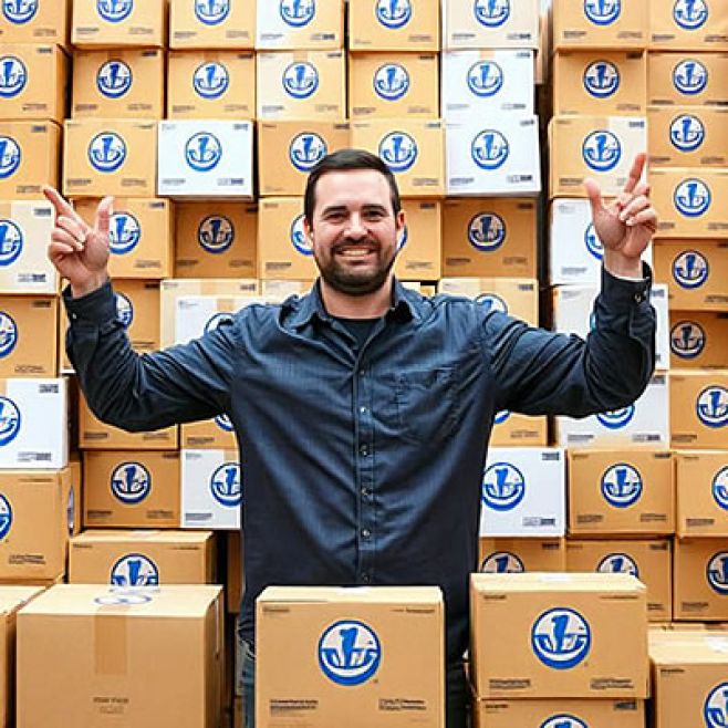 Máte e-shop? Využijte fulfillment sklady pro e-shopy Fulfillment je služba, která kompletně zařídí logistiku e-shopu, od...